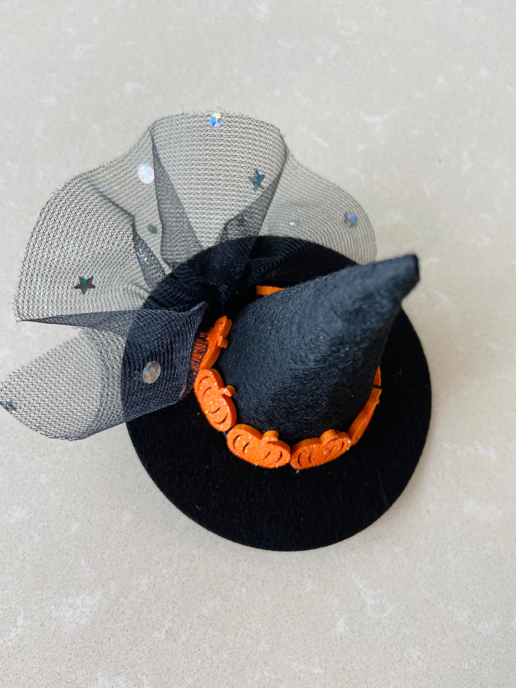 Witch's hat hairclip