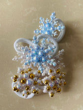Load image into Gallery viewer, Pair of Pearl Snowflake hair ties
