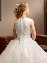 Load image into Gallery viewer, Laura communion dress
